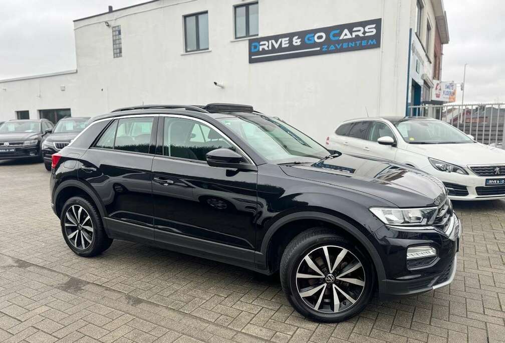 Volkswagen 1.5 TSI ACT - Panorama dak ** 1 JAAR GARANTIE **