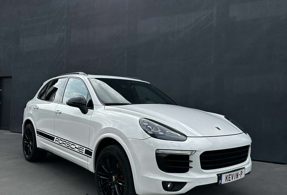 Porsche 3.0 TD V6 Tiptronic platinuim editie