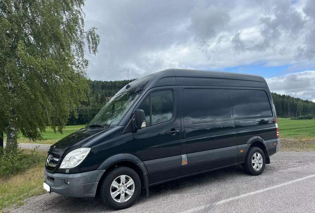Mercedes-Benz 216 2.1 CDI A1H1