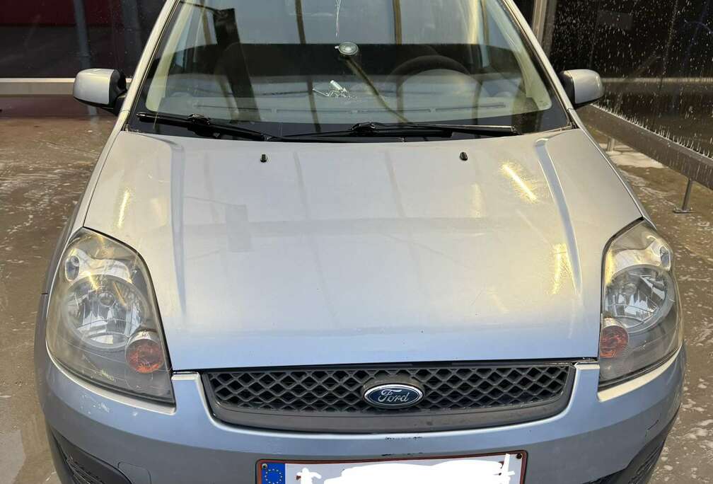 Ford 1.3i Trend