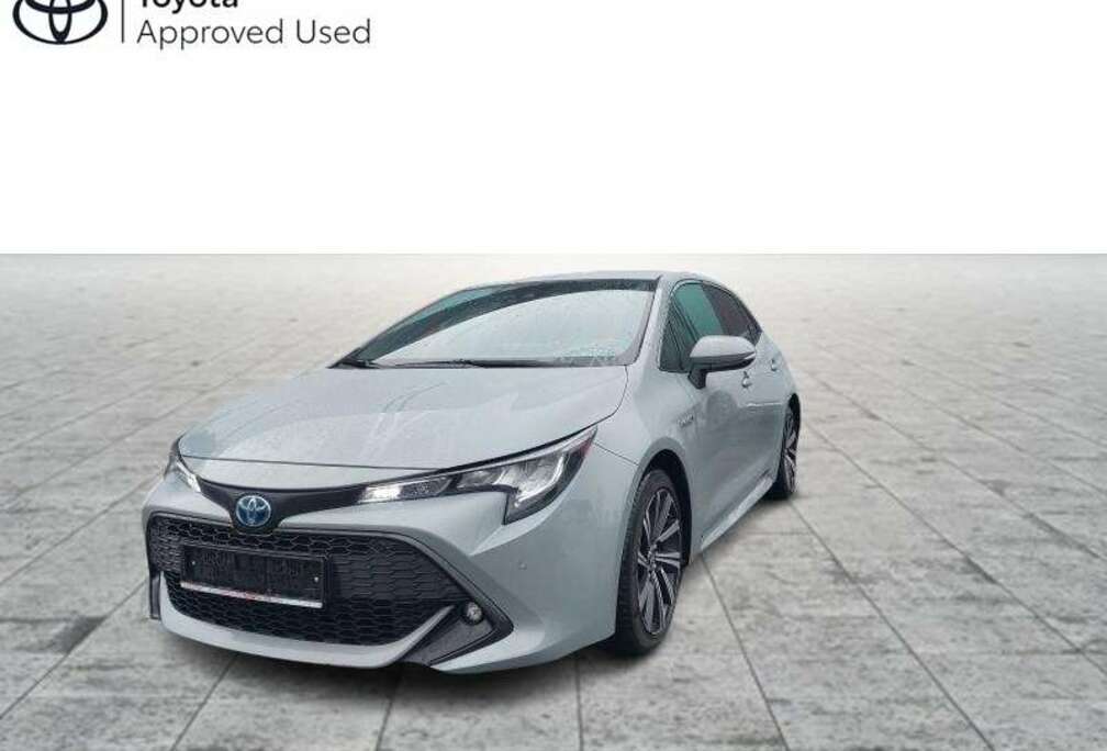 Toyota 1.8 Hybrid CVT Style