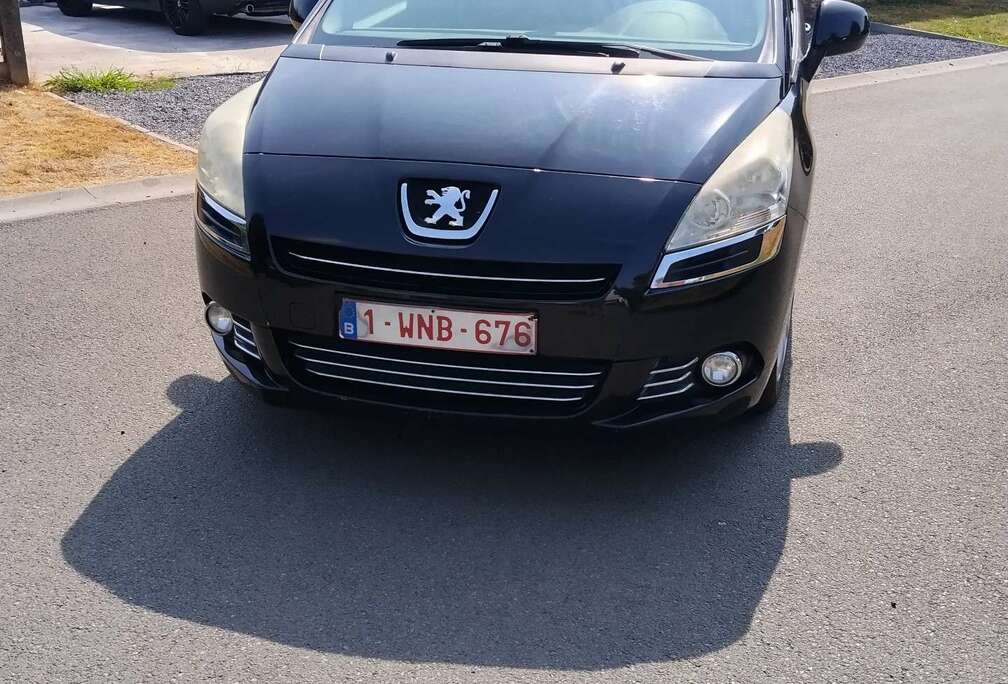 Peugeot 1.6 HDi 112ch FAP BVM6 Confort Pack 5pl