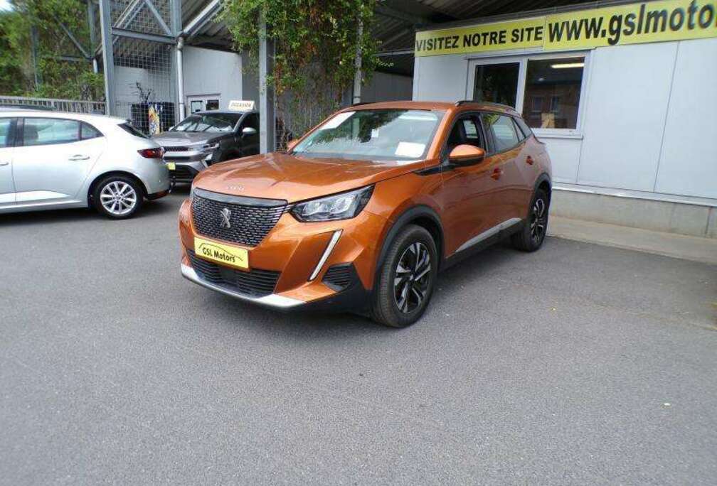 Peugeot 1.200cc essence  100cv orange 09/20 15512km Airco