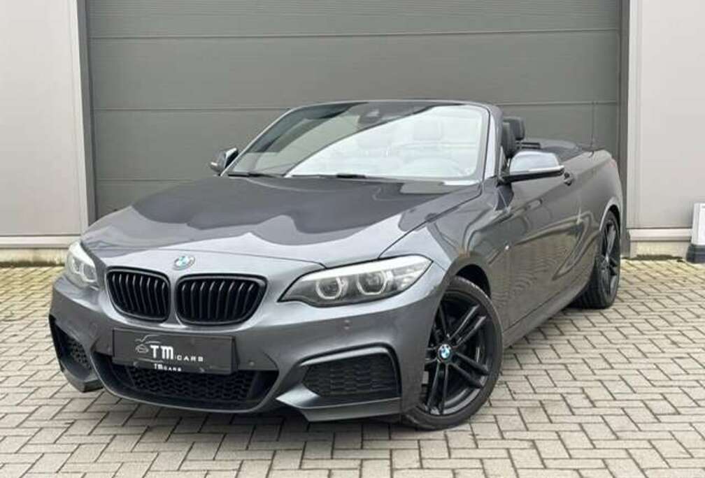 BMW M-PAKKET/NAVIGATIE/ZETELVERWARMING