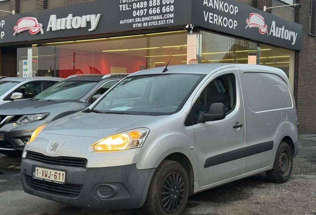 Peugeot 1.6 HDi  3pl / Automatic