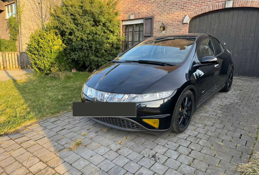 Honda 1.8i-VTEC Executive