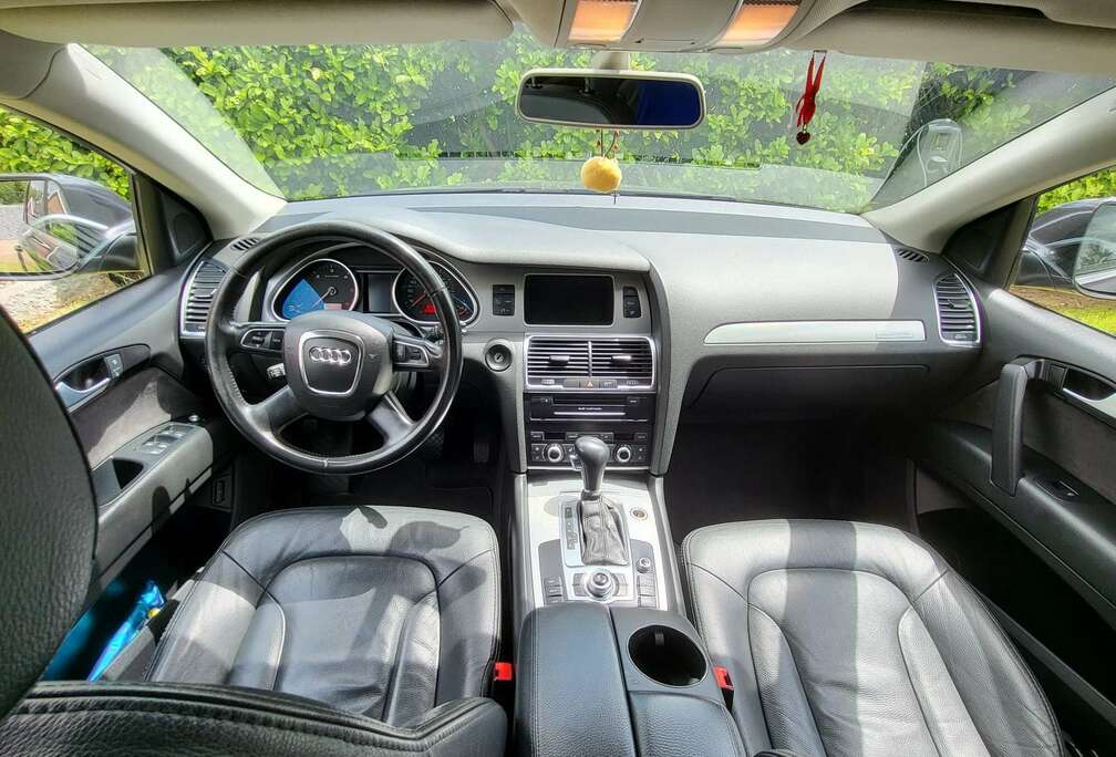 Audi Q7 3.0 TDI DPF clean diesel quattro tiptronic