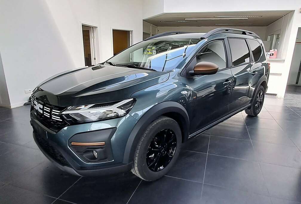 Dacia MHEV Extreme , Expression