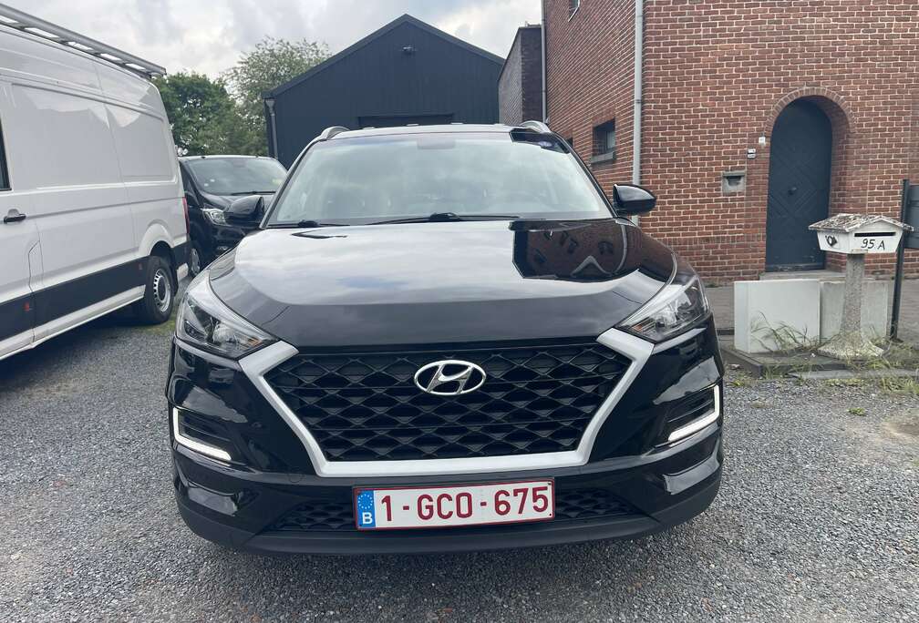 Hyundai 1.6i Benzine,Airco,Gps,Sensoren,Camera,Cruise..