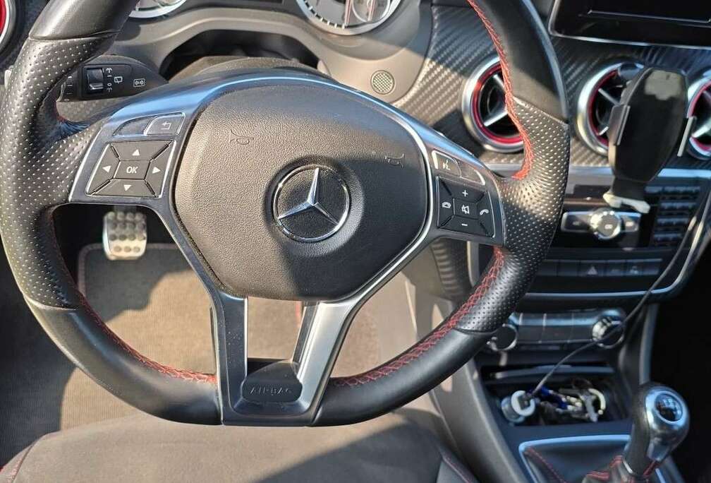 Mercedes-Benz pack amg intérieur extérieur