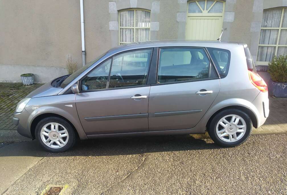 Renault Scenic 1.9 dCi Exception FAP