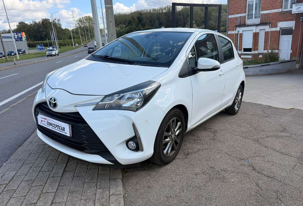 Toyota Yaris 1.4 D-4D Lounge