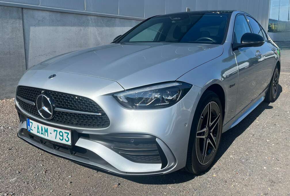 Mercedes-Benz C 300e AMG-Night-HUD-Memory-panoramisch dak