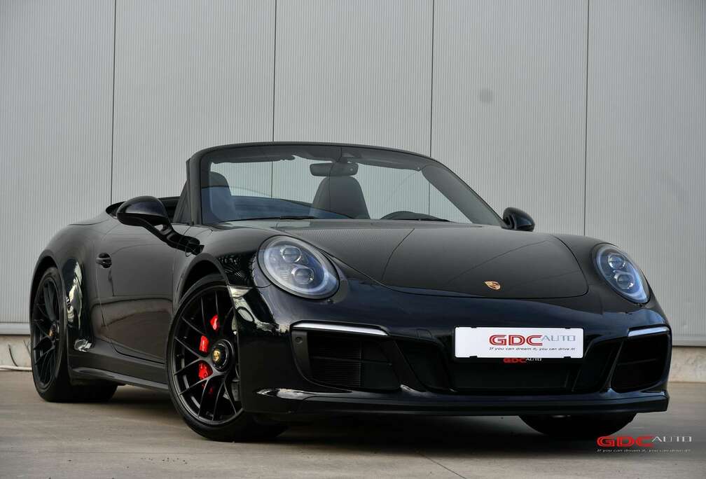Porsche 911 Carrera GTS Cabriolet