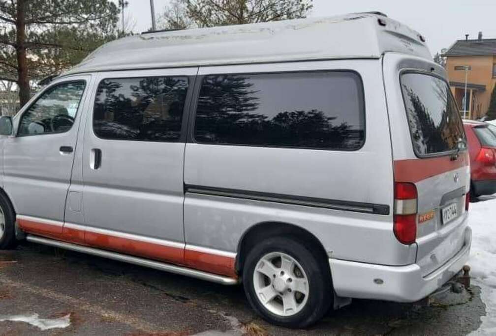 Toyota 2.4 D minibus 9 place airco