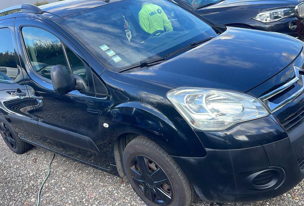 Citroen L1 1.6 HDi 75 Niveau A