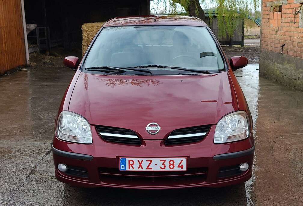 Nissan Almera Tino tekna