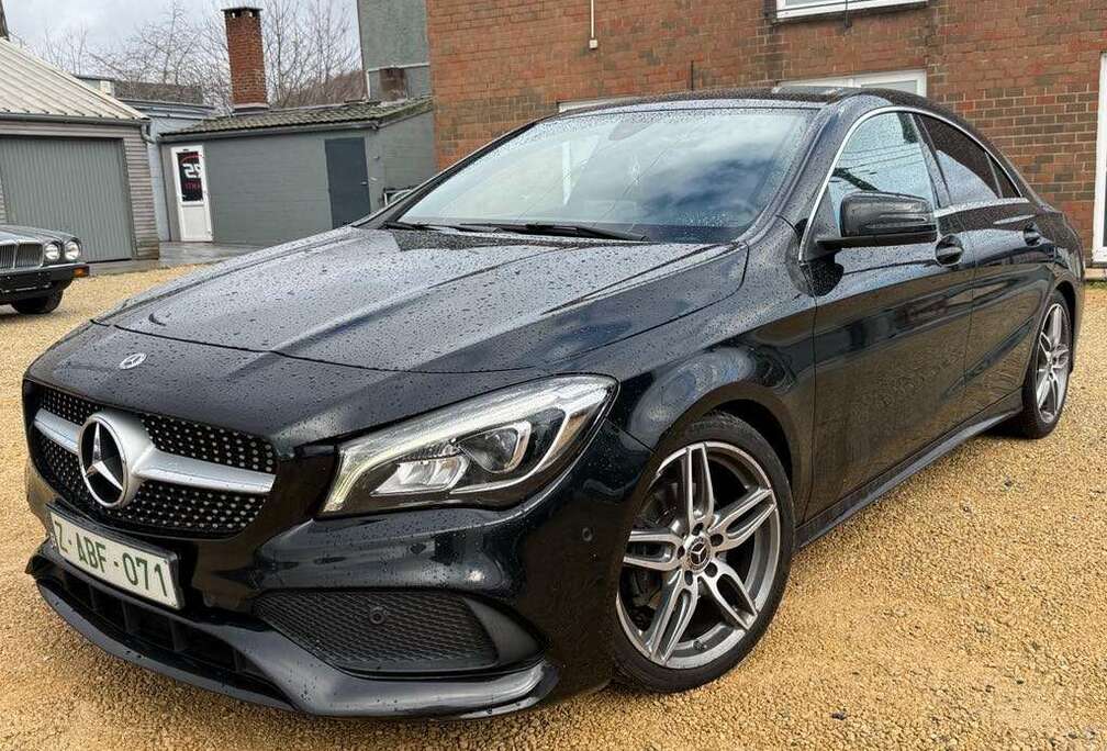 Mercedes-Benz CLA 200 d 4-Matic/ PACK AMG/ CAMERA/ NAVI/ CARNET