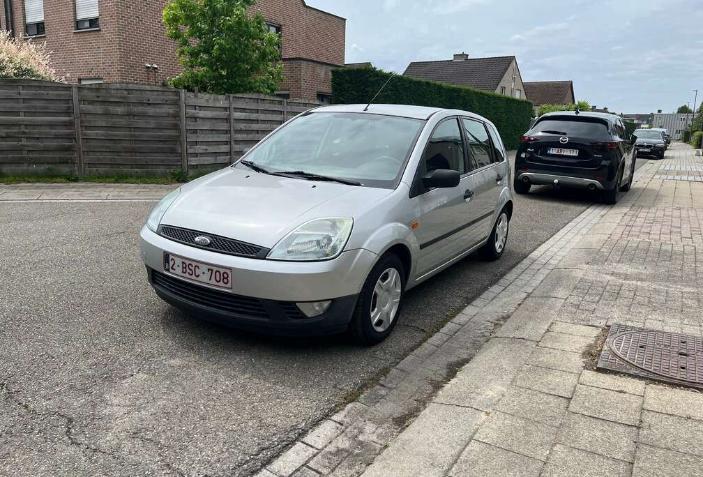 Ford 1.3i Ambiente