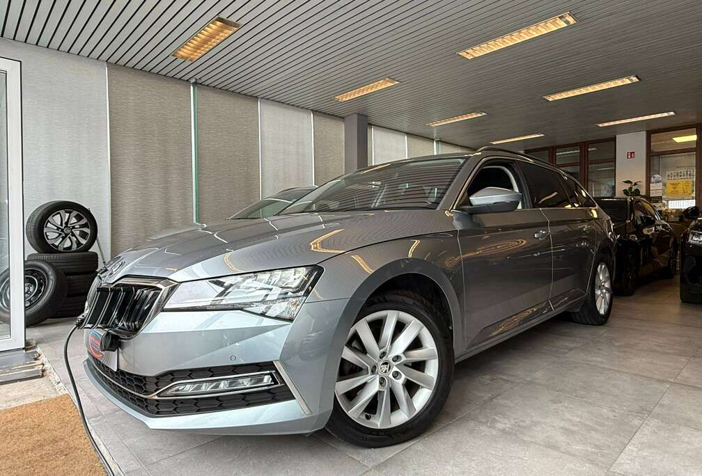 Skoda Superb Combi PHEV 1.4 TSI Ambition DSG  (EU6AP)
