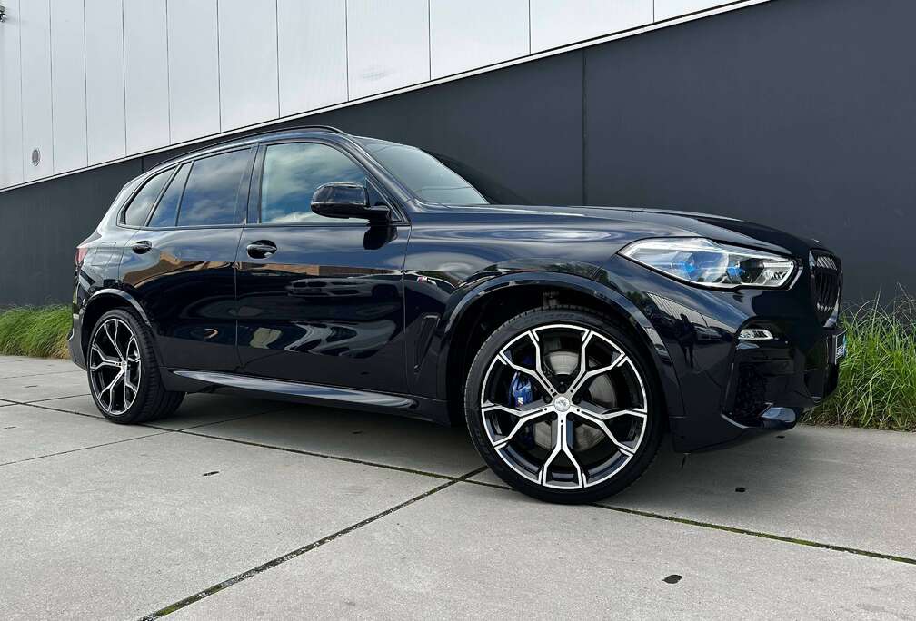 BMW 50 dAS *M-SPORTPAKKET*HUD*PANODAK*SOFCLOSE*KEYLESS*ACC*KEYLESS*