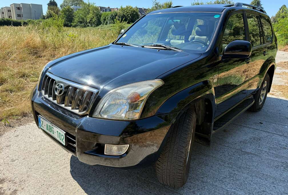 Toyota 3.0 D4D VIP 8pl. 1er propriétaire✅ carnet complet état propre 100%BELGE