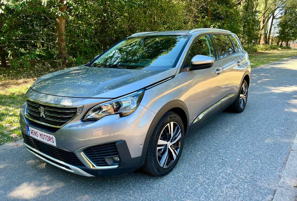 Peugeot 7 Zitplaatsen Benzine Airco/Navigatie/Carplay