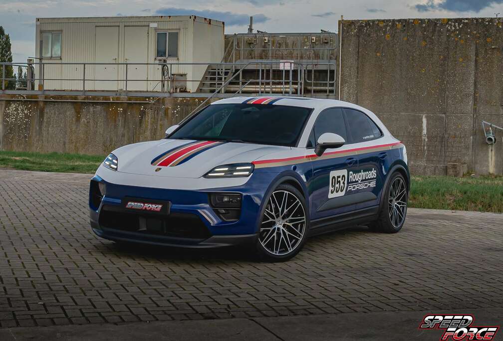 Porsche 4 EV  DAKAR EDITION  FULL