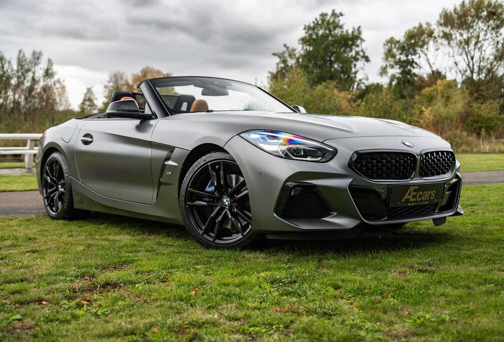 BMW SDRIVE 30i / M PACK / 1 OWNER / FROZEN GREY / FULL