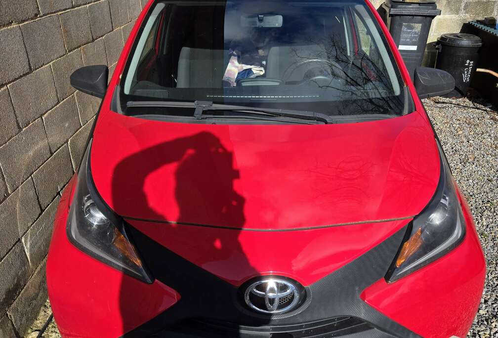 Toyota Aygo 1.0i VVT-i x-play and pack x-cite