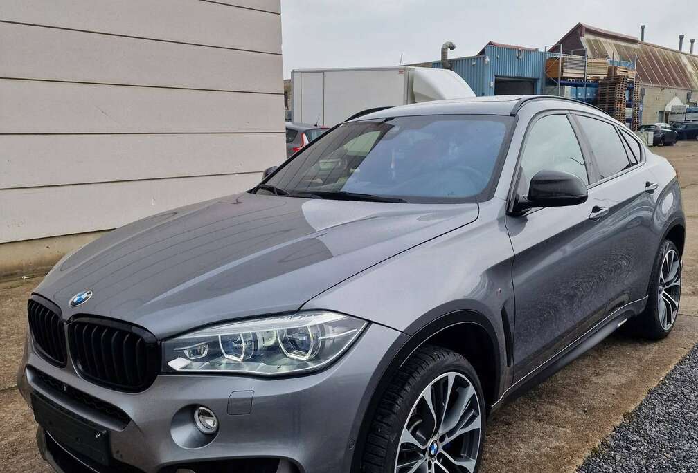 BMW X6 M50d 3.0 // Toit ouvrant