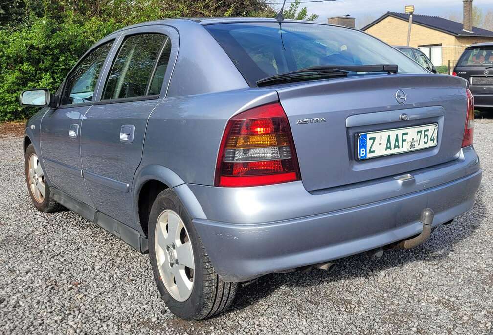 Opel 1.4i AL BLANCO GEKEURD ROOS FORM AIRCO TREKHK euro 4