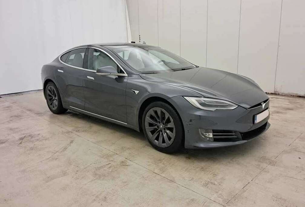 Tesla Long Range AWD /€26.990 netto / Autopilot /Pano