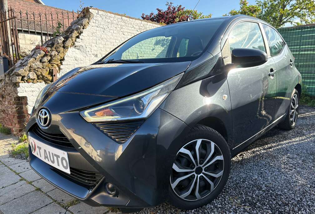 Toyota 1.0i VVT-i *Limited Édition* AUTOMATIQUE