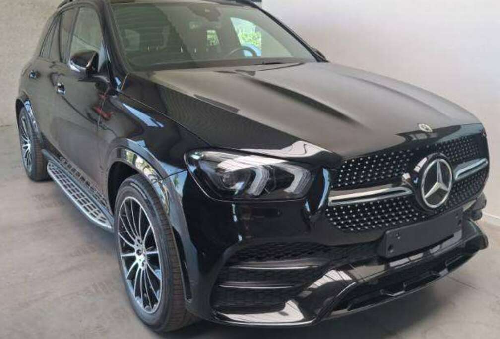 Mercedes-Benz de 4MATIC AMG Line met Panoramaschuifdak