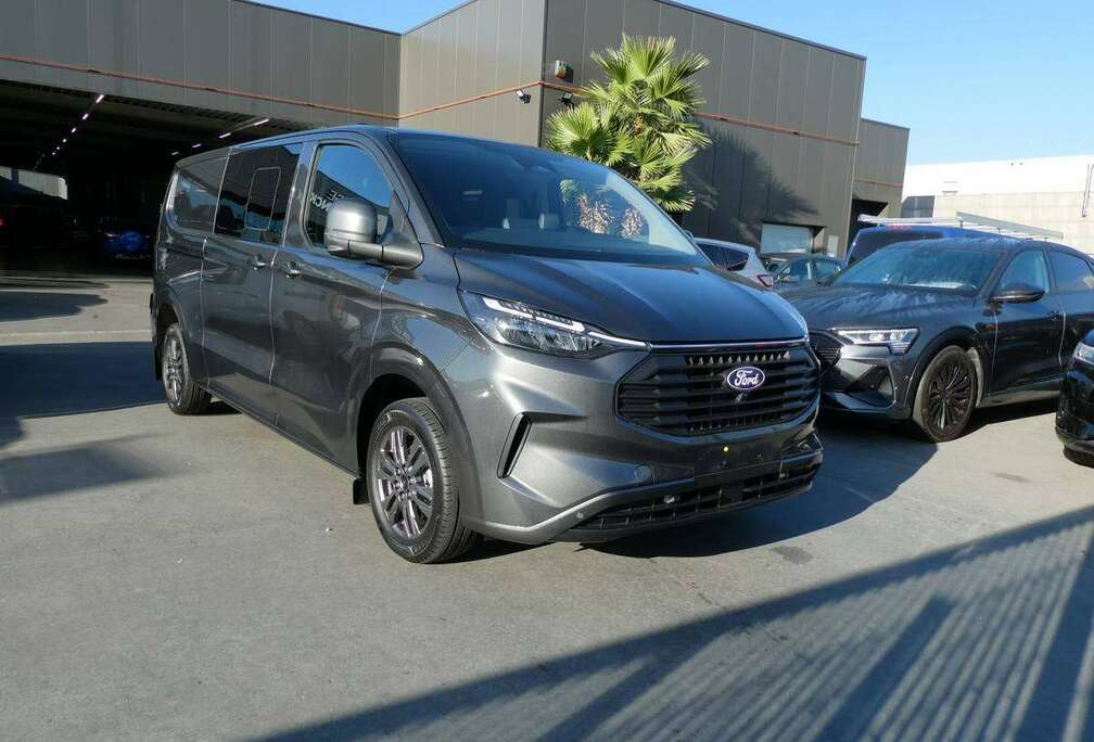 Ford L2 Multi-Use 5pl 2.0 TDCi 136pk Automaat Limited BLIS ACC 360° Trekhaak