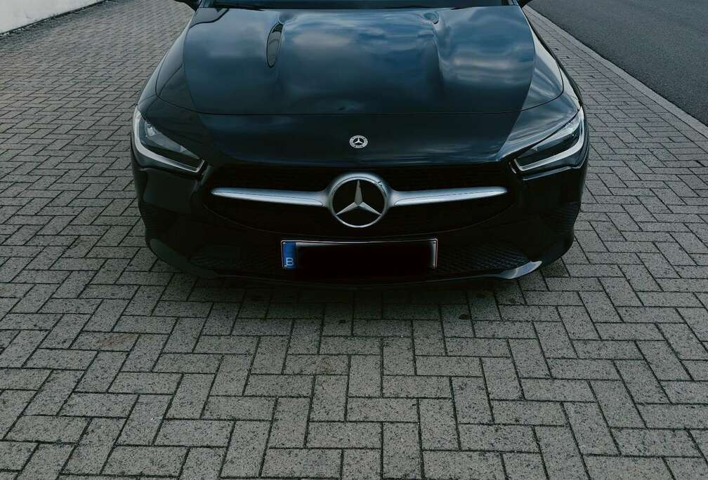 Mercedes-Benz Essential Line