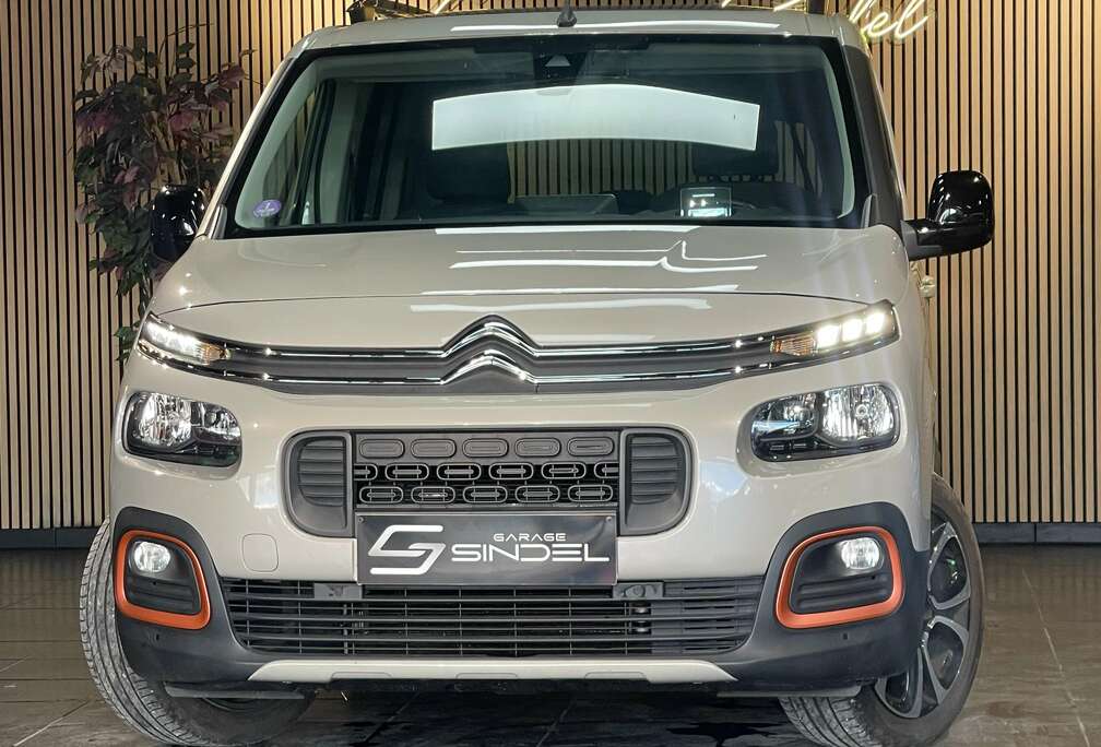 Citroen 1.2i XTR/GARANTIE 1AN*1ER MAIN*CARNET