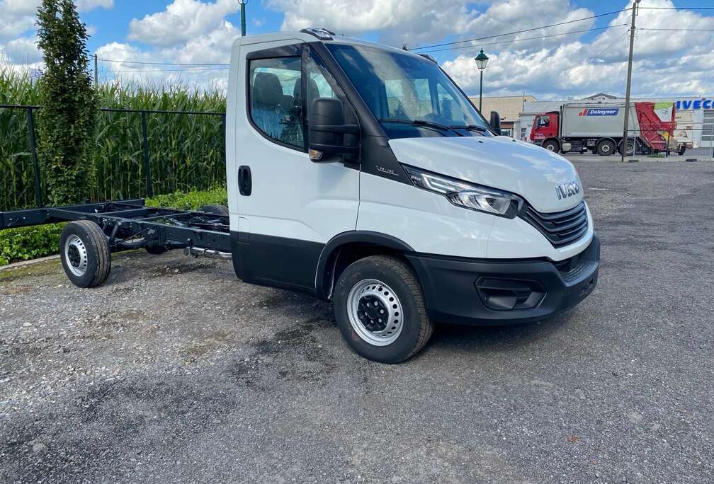 Iveco Model 35S16H - D30C