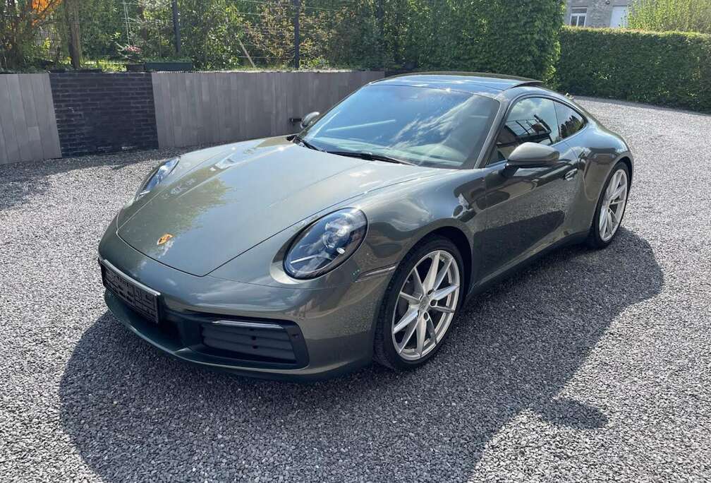 Porsche 992