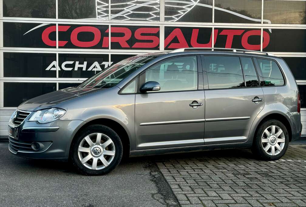 Volkswagen 2.0 TDi Highline DSG 5PL NAVI CRUISE TEL CUIR JA