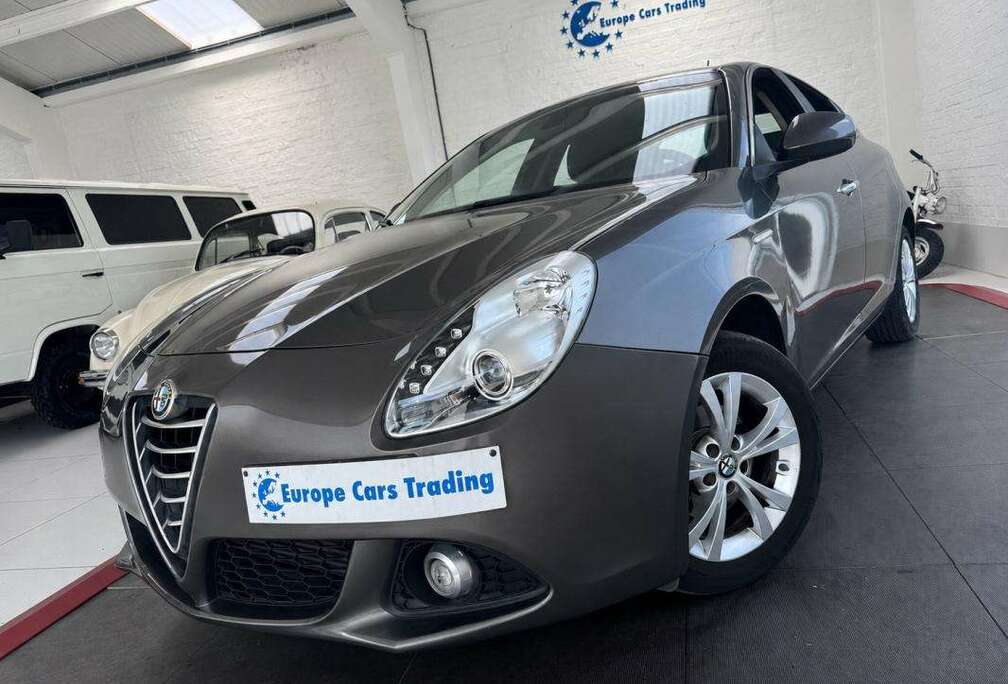 Alfa Romeo 1.6JTDM 105ch DISTRIBUTION OK GPS GAR 12M