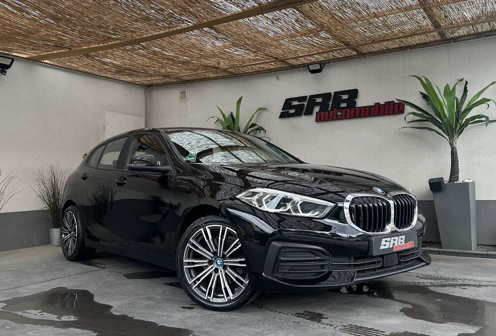 BMW BMW 118iA Look M