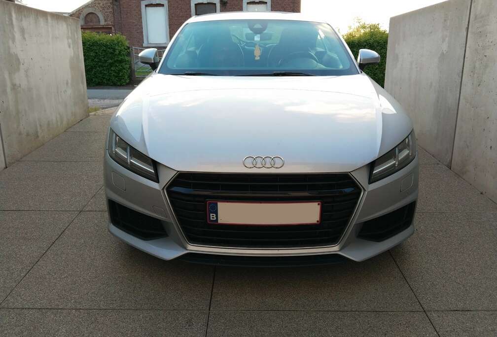 Audi 2.0 TDi ultra FULL OPTIONS