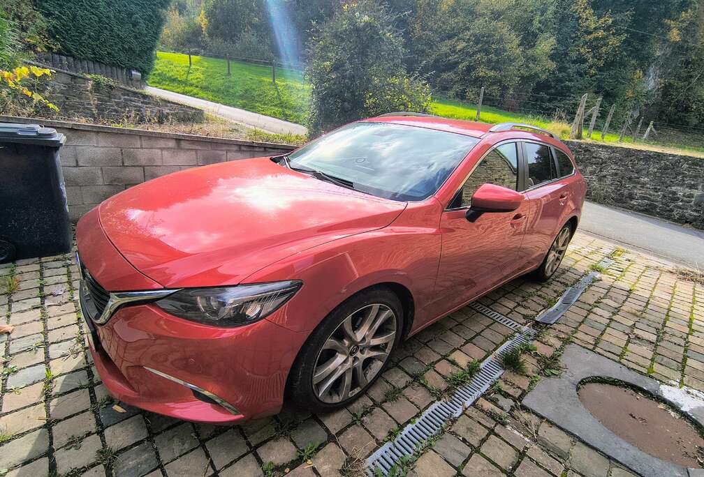 Mazda 6 2.2 D Skydrive