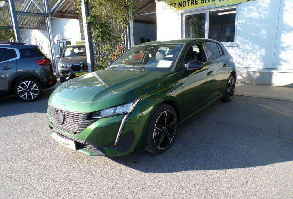 Peugeot 51KWh 156cv Automatique vert 07/24 Airco GPS Cruis