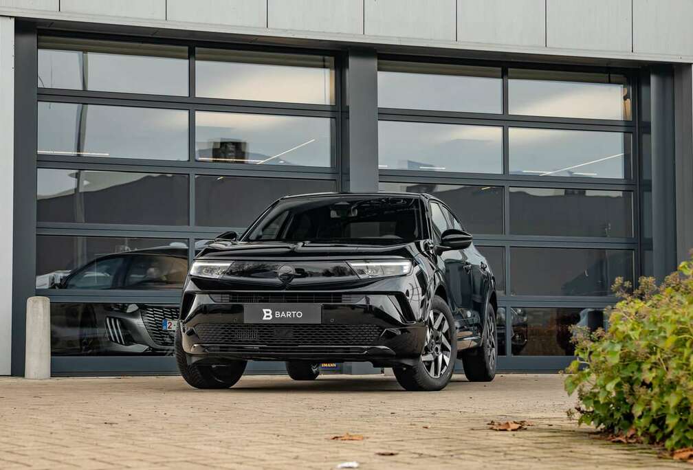 Opel GS 136PK  MHEV  Navi  Camera  Dodehoekdet. ...