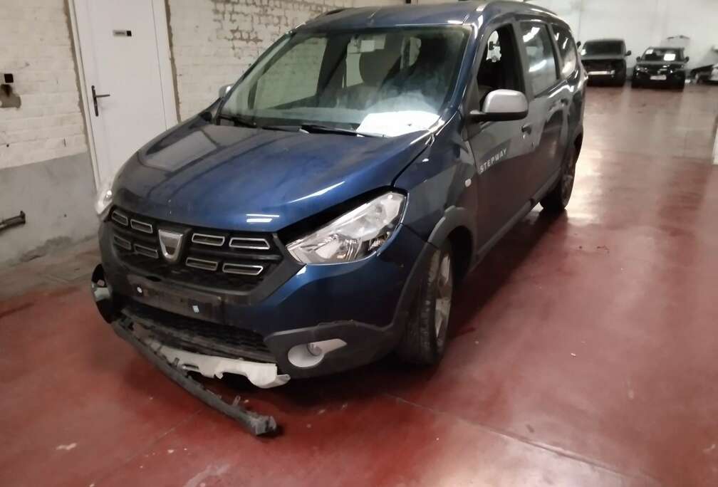 Dacia SCe 100 7 places Silver Line