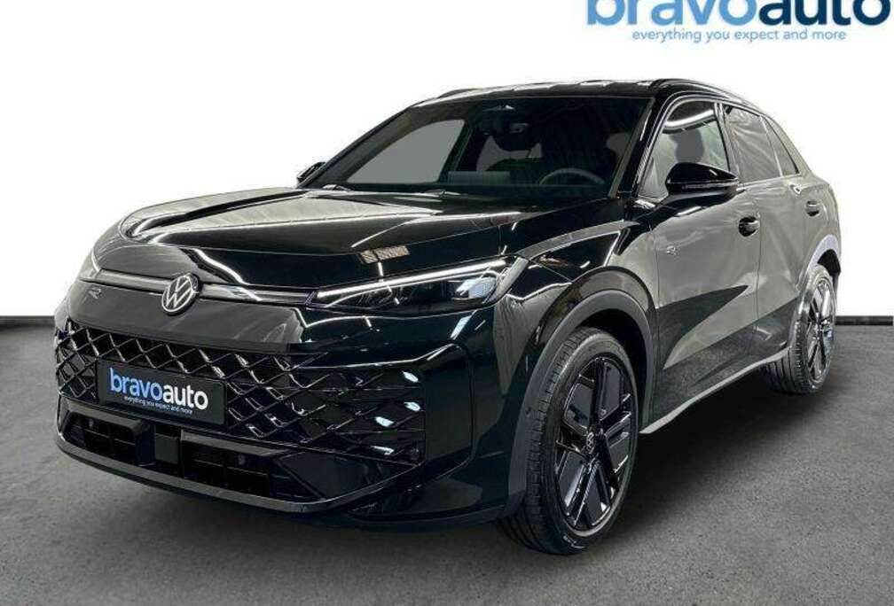 Volkswagen NEW model R-Line Black Pack