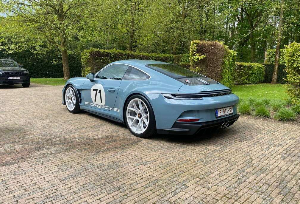 Porsche Carrera 4.0 S/T